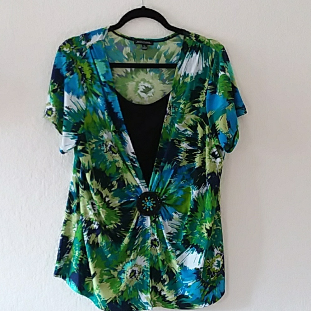 Short sleeve top